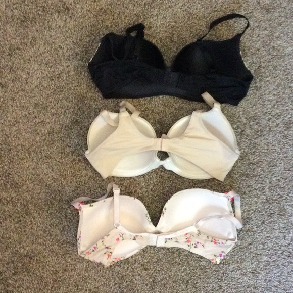 Bra bundle - Picture 2 of 3